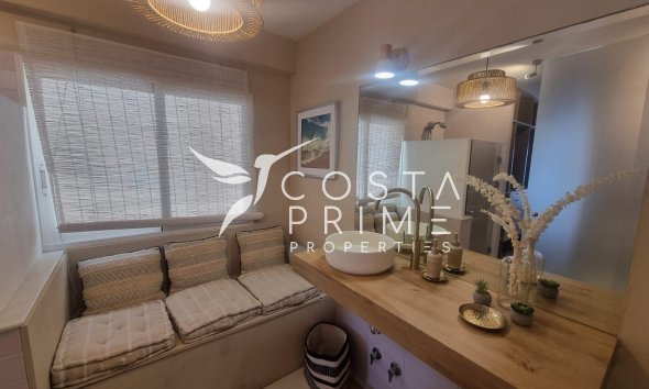 Resale - Apartment / Flat - Altea