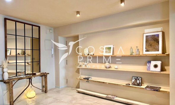 Resale - Apartment / Flat - Altea