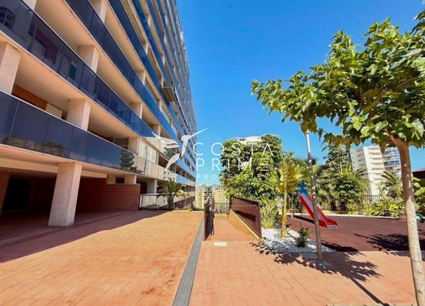 Resale - Apartment / Flat - Villajoyosa