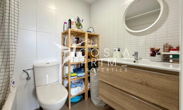 Resale - Apartment / Flat - Villajoyosa