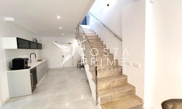 Resale - Townhouse / Semi - Finestrat