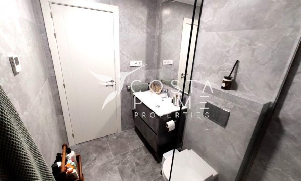 Resale - Townhouse / Semi - Finestrat