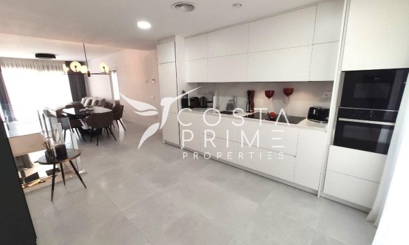 Resale - Townhouse / Semi - Finestrat