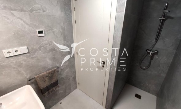 Resale - Townhouse / Semi - Finestrat