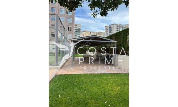 Resale - Apartment / Flat - Villajoyosa