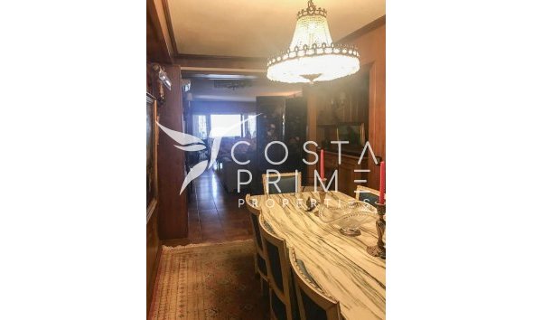 Resale - Apartment / Flat - Benidorm