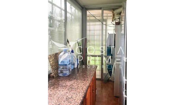 Resale - Apartment / Flat - Benidorm