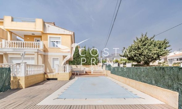 Resale - Townhouse / Semi - La Nucía