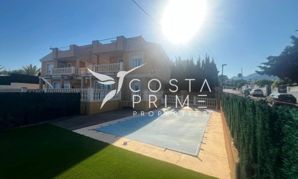 Resale - Townhouse / Semi - La Nucía