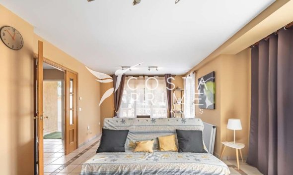 Resale - Townhouse / Semi - La Nucía