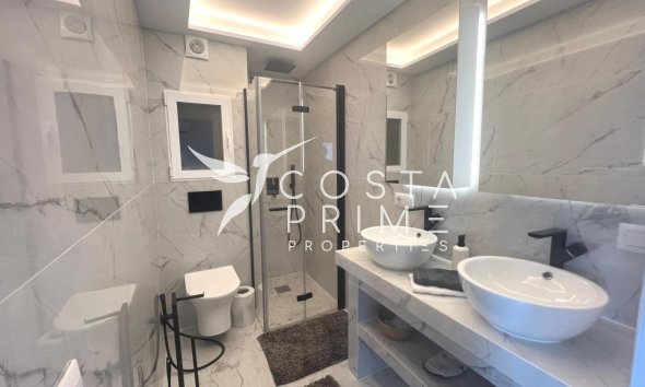 Resale - Apartment / Flat - Altea