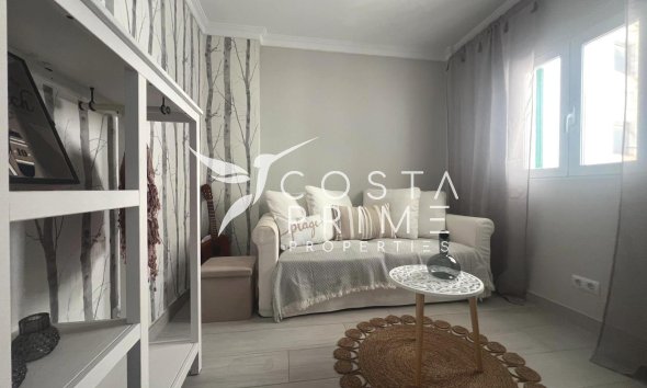 Resale - Apartment / Flat - Altea
