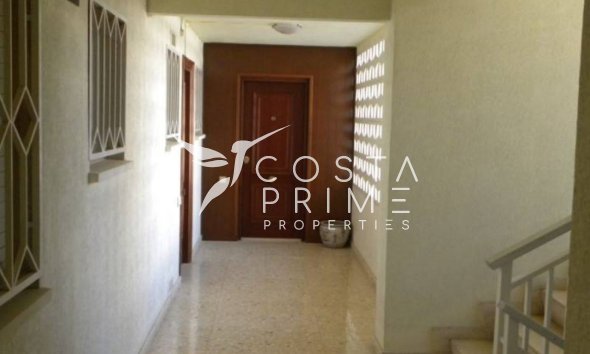 Resale - Apartment / Flat - Benidorm