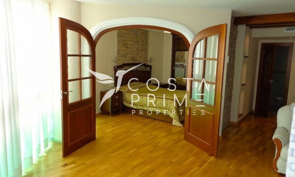 Resale - Apartment / Flat - Villajoyosa