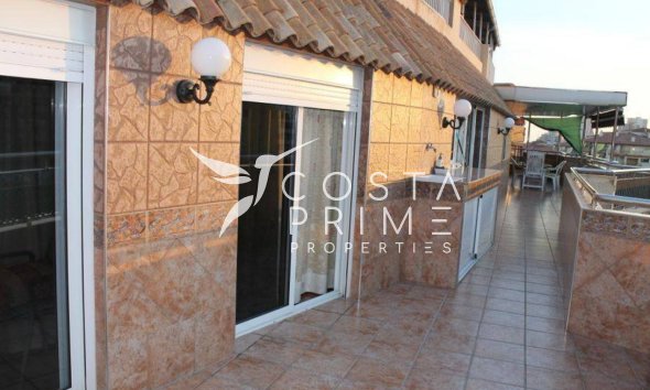 Resale - Apartment / Flat - Benidorm