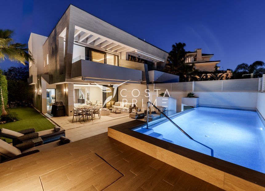 Obra nueva - Chalet / Villa - Marbella