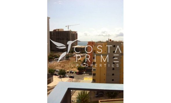 Resale - Apartment / Flat - Villajoyosa