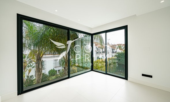 Új építésű - Villa  - Marbella