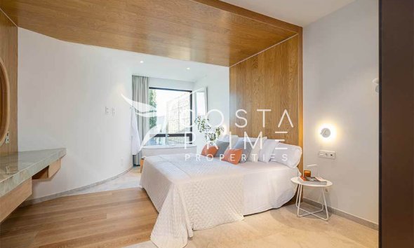 Nowy budynek - Szalet - La Capellania