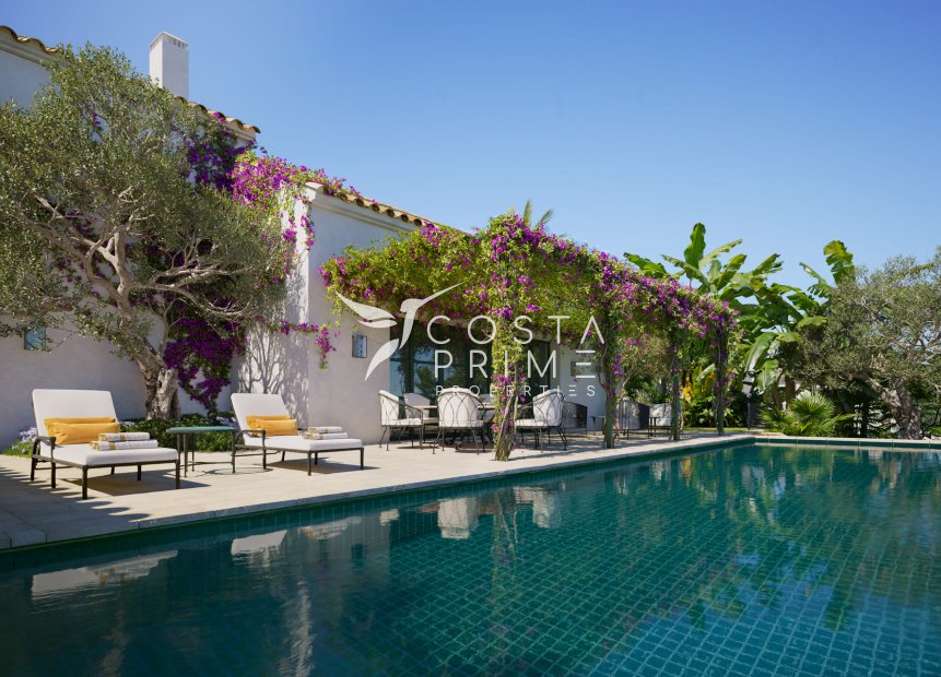 Nowy budynek - Szalet - Casares