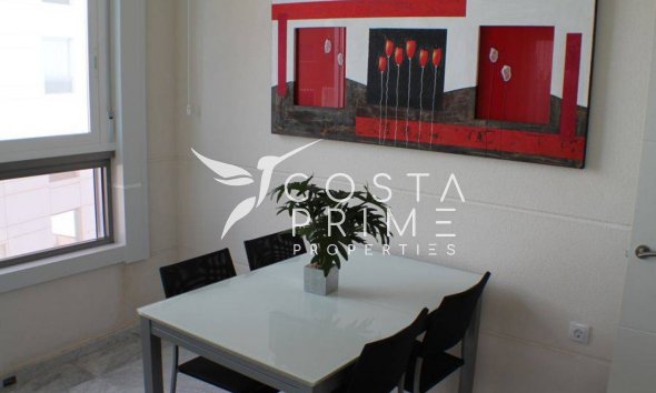 Resale - Apartment / Flat - Benidorm