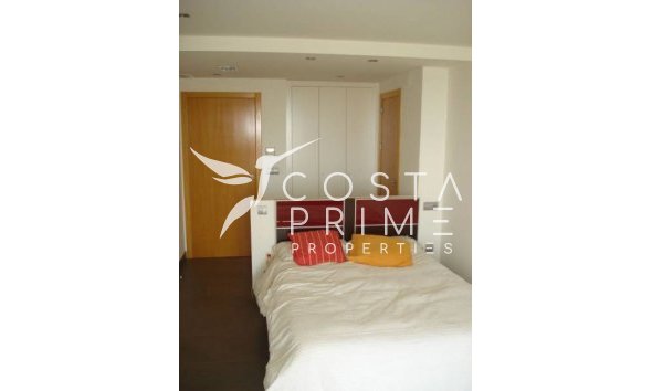 Resale - Apartment / Flat - Benidorm