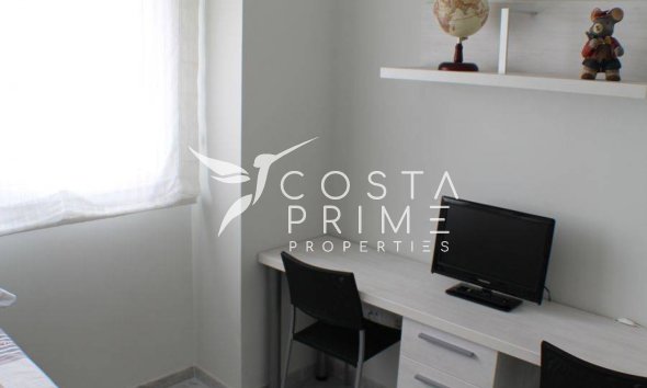 Resale - Apartment / Flat - Benidorm