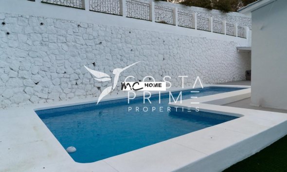 Resale - Villa  - Altea