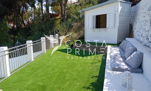 Resale - Villa  - Altea