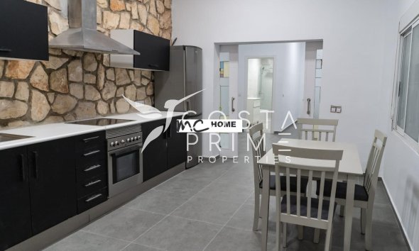 Resale - Villa  - Altea