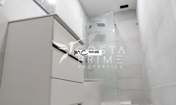 Resale - Villa  - Altea