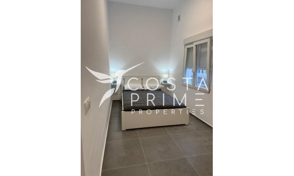 Resale - Villa  - Altea