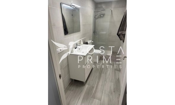 Resale - Villa  - Altea