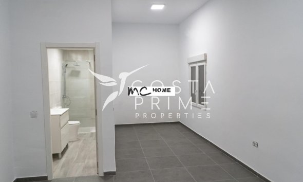 Resale - Villa  - Altea