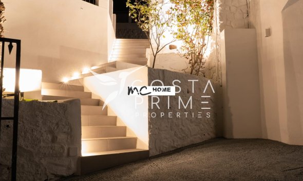 Resale - Villa  - Altea