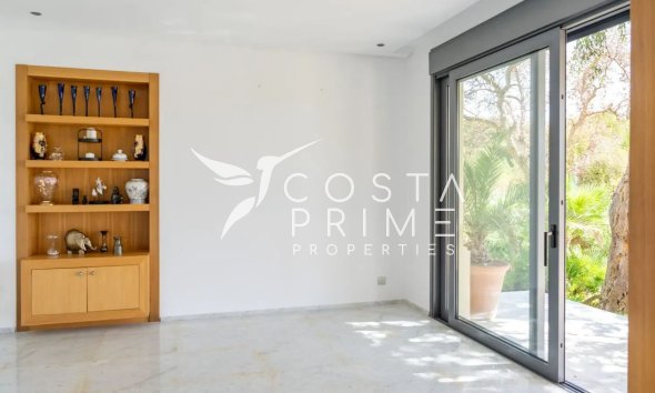 Nowy budynek - Szalet - San Roque