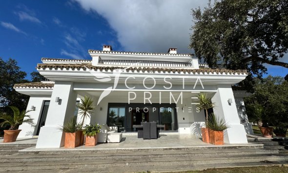 Nowy budynek - Szalet - San Roque