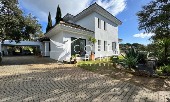 Nowy budynek - Szalet - San Roque