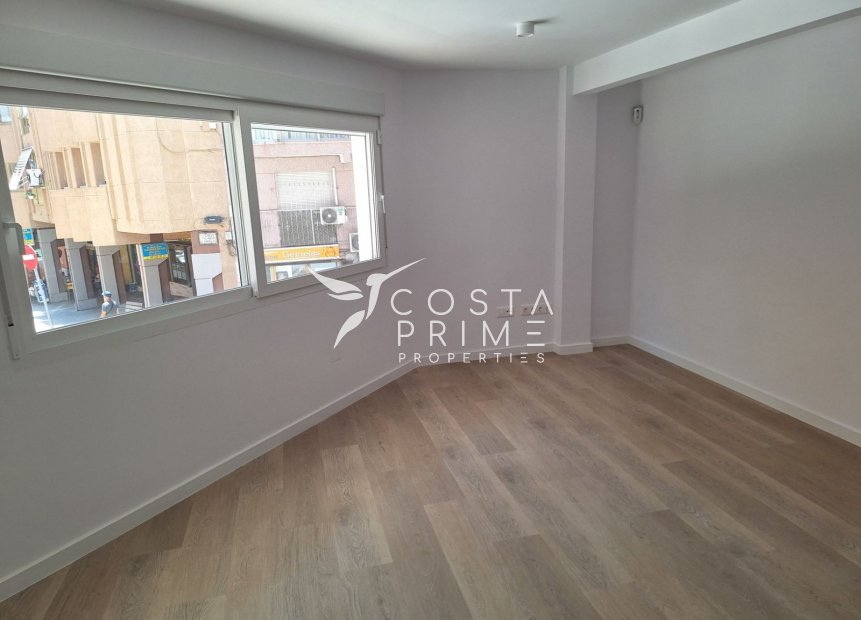 Reventa - Apartamento / Piso - Benidorm