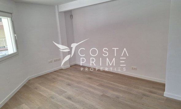 Reventa - Apartamento / Piso - Benidorm
