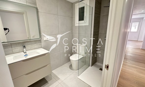 Reventa - Apartamento / Piso - Benidorm