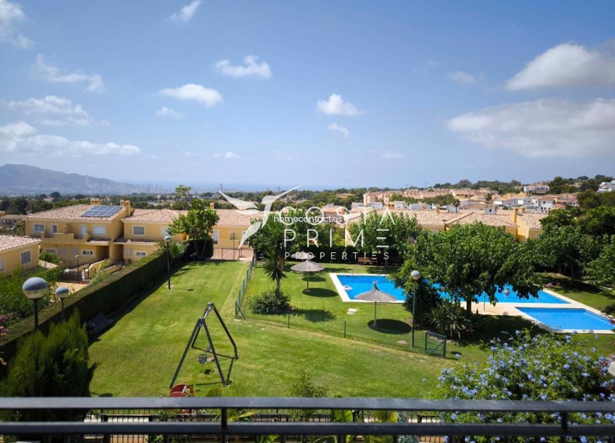 Resale - Townhouse / Semi - La Nucía