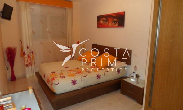 Resale - Apartment / Flat - Villajoyosa