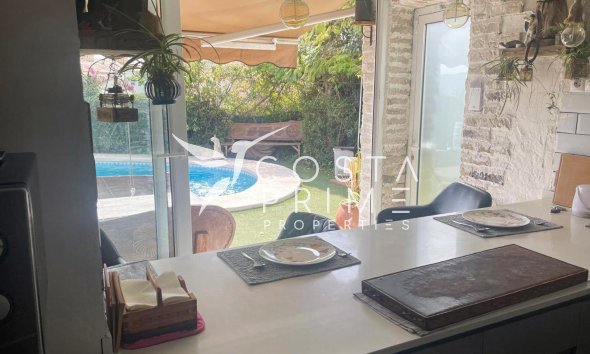 Resale - Villa  - La Nucía