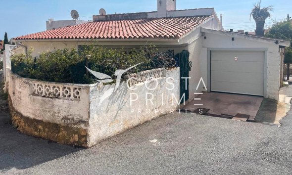 Resale - Villa  - La Nucía