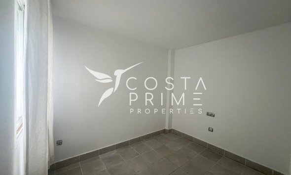 Resale - Townhouse / Semi - Alfas del Pí
