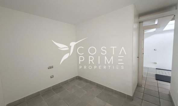 Resale - Townhouse / Semi - Alfas del Pí