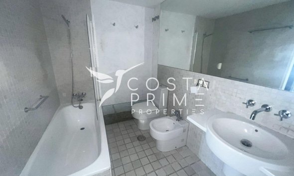 Resale - Townhouse / Semi - Alfas del Pí