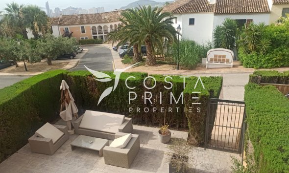 Resale - Townhouse / Semi - Finestrat