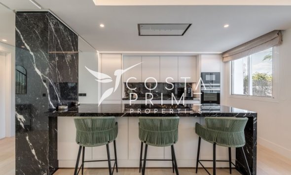 Obra nueva - Chalet / Villa - Marbella